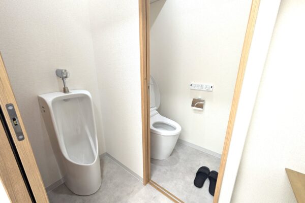 Toilet for men